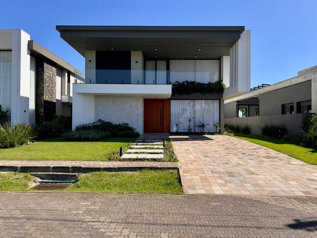 Casa em Condomínio 5 dormitórios para venda, Parque Antártica em Capão da Canoa | Ref.: 16179