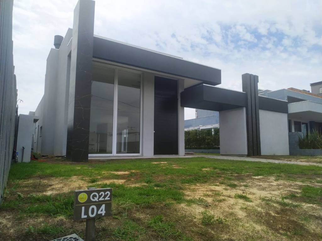 Casa em Condomínio 4 dormitórios para venda, Araça em Capão da Canoa | Ref.: 18064