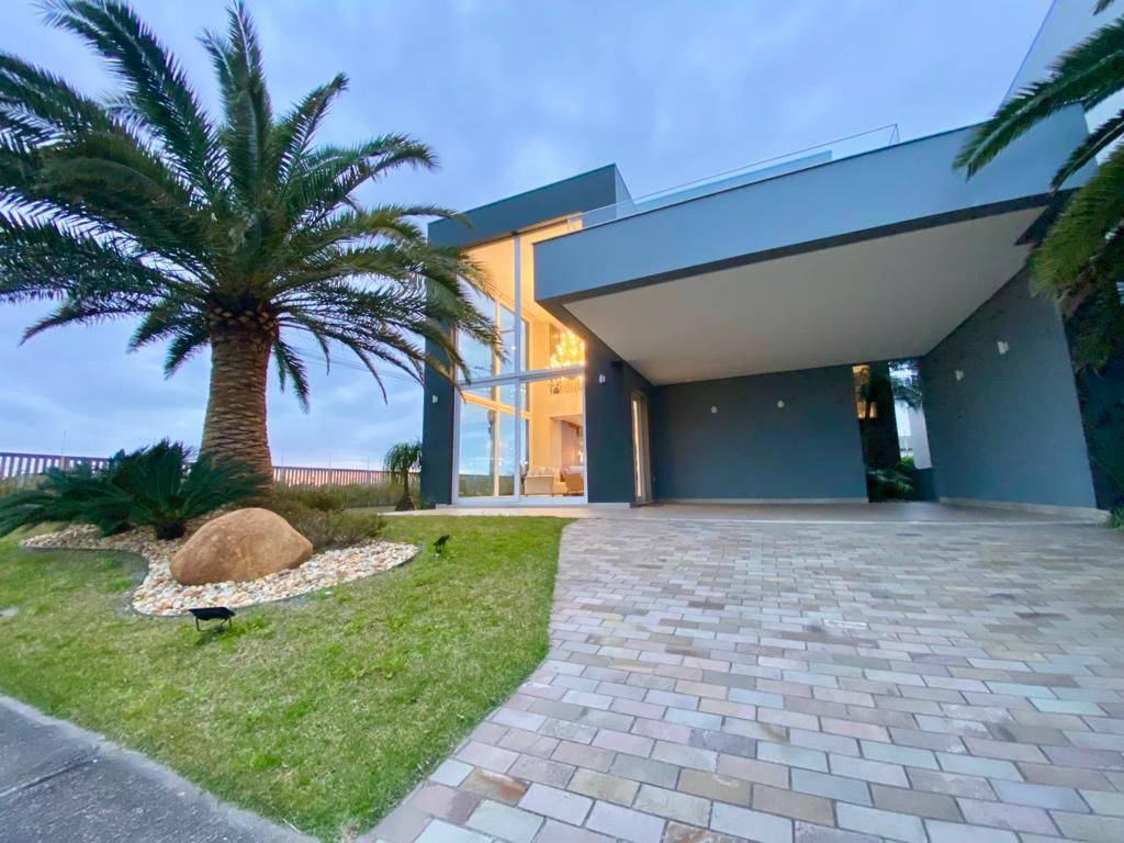 Casa em Condomínio 4 dormitórios para venda, Parque Antártica em Capão da Canoa | Ref.: 19717